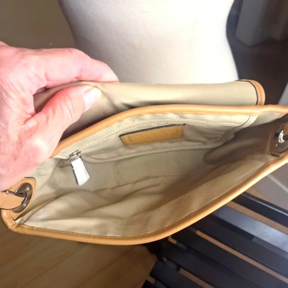 Coach colorblock  small leather crossbody bag - Picture 9 of 16